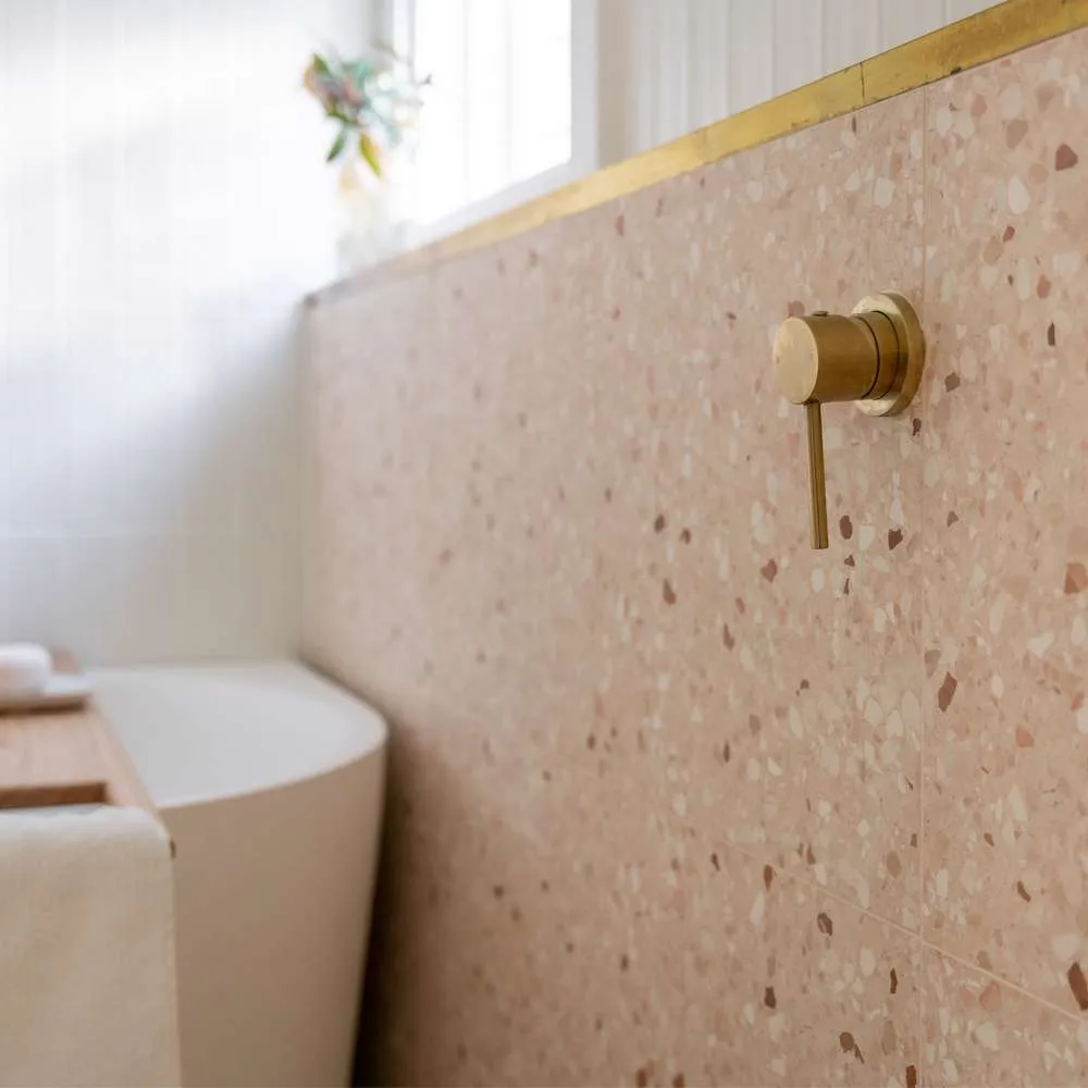 Gạch Terrazzo ốp tường nhà vệ sinh