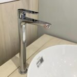 Vòi lavabo CAESAR BT061CU lạnh (Kèm chặn rác bằng sứ) - Ảnh 2