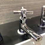 Vòi lavabo CAESAR B065C lạnh - Ảnh 2