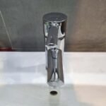 Vòi lavabo CAESAR B305CU nóng lạnh - Ảnh 3