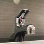 Vòi lavabo CAESAR B330CU nóng lạnh - Ảnh 4