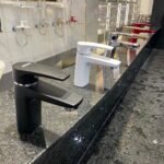 Vòi lavabo CAESAR B390CBU nóng lạnh, màu đen nhám - Ảnh 5