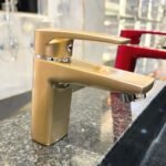 Vòi lavabo CAESAR B390CGU nóng lạnh, màu vàng đồng - Ảnh 6