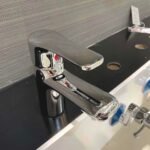 Vòi lavabo CAESAR B430CU nóng lạnh - Ảnh 3