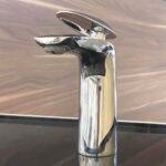 Vòi lavabo CAESAR B810CU nóng lạnh - Ảnh 3