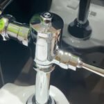 Bồn cầu CAESAR CP1333 1 khối nắp thường M220 (chưa bao gồm bộ xả tay gạt) - Ảnh 8