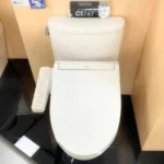 Bồn cầu TOTO CS767CRW17#XW 2 khối (Giấu dây), nắp điện tử TCF23460AAA - Ảnh 2