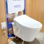 Bồn cầu TOTO CW822REA#W/ WH172AT/ TCA465 treo tường (Giấu dây) nắp điện tử TCF4911EZ - Ảnh 2