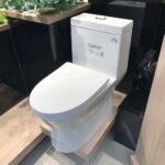 Bồn cầu CAESAR C1374 (CD1374) 1 khối nắp êm MU235 - Ảnh 2