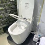 Bồn cầu điện tử CAESAR CA1389H, nắp tự động - Ảnh 4