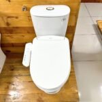 Bồn cầu CAESAR CD1320 2 khối nắp điện tử TAF400H - Ảnh 2