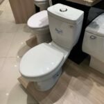 Bồn cầu CAESAR CD1325 2 khối nắp thường M220 - Ảnh 2