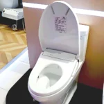Bồn cầu TOTO CS769CDRW12#XW 2 khối (Giấu dây) nắp điện tử TCF4911EZ - Ảnh 3
