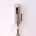 Van xả tiểu nam TOTO DUE110PSK cảm ứng, dùng pin - Ảnh 2