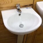 Chậu rửa mặt lavabo CAESAR L2140 treo tường - Ảnh 2