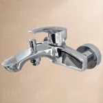 Vòi sen tắm TOTO TBG09302VA nóng lạnh dòng GM (không kèm tay sen)