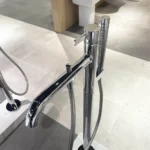 Sen cây bồn tắm TOTO TBG11306AA/ TBN01105B - Ảnh 4