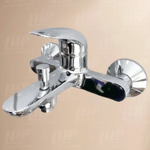 Vòi sen tắm TOTO TBS03302V nóng lạnh (không kèm tay sen)