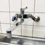 Vòi chén TOTO TKS05316J nóng lạnh gắn tường - Ảnh 2