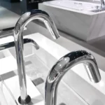 Vòi Lavabo TOTO TLE26008V cảm ứng - Ảnh 3