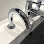 Vòi xịt xà phòng TOTO TLK09001G cảm ứng (không kèm bộ điều khiển) - Ảnh 4