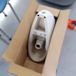 Bồn tiểu nam CAESAR U0211 treo tường, thoát ngang - Ảnh 5