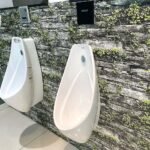 Bồn tiểu nam CAESAR U0264 treo tường, thoát ngang - Ảnh 2