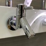 Vòi lavabo CAESAR W047C lạnh, gắn tường - Ảnh 2