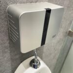 Van xả tiểu AMERICAN STADARD WF-8619 (WF8619) cảm ứng dùng điện 220V - Ảnh 2