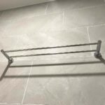 Giá treo khăn TOTO YT406W6V dòng L tròn - Ảnh 3