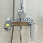 Sen cây INAX BFV-515S (BFV515S) nóng lạnh, tay sen 5C, 1 chế độ - Ảnh 2