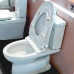 Bồn cầu TOTO CS320PDRE4#W (Thoát ngang) 2 khối, nắp rửa cơ TCW1211A - Ảnh 3
