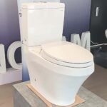 Bồn cầu TOTO CS945DNT2#W 2 khối nắp êm TC393VS - Ảnh 2