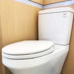 Bồn cầu TOTO CS945PDT2#XW Thoát Ngang 2 khối nắp êm TC393VS - Ảnh 3