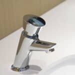 Vòi lavabo TOTO DL102 cảm ứng (bán tự động) - Ảnh 3