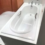 Bồn tắm TOTO FBY1720NHPE#W xây, kèm ống thải TVBF412, bộ xả nhấn DB505R-2B - Ảnh 3