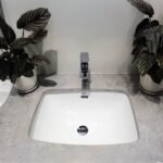 Chậu rửa mặt lavabo INAX L-2298V/ BW1 (L2298V) âm bàn - Ảnh 2