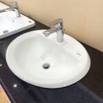 Chậu rửa mặt lavabo INAX AL-2395VFC/ BW1 (AL2395VFC) dương vành - Ảnh 4