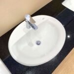 Chậu rửa mặt lavabo INAX AL-2395VFC/ BW1 (AL2395VFC) dương vành - Ảnh 3