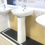 Chậu rửa mặt lavabo INAX L-284V/ L-284VD (L284V/ L284VD) treo tường kèm chân dài - Ảnh 2