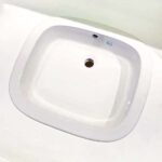 Chậu rửa mặt lavabo TOTO L763#XW dương vành - Ảnh 3