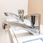 Vòi lavabo INAX LFV-13BP (LFV13BP) lạnh, kèm xả lavabo A325PS - Ảnh 2