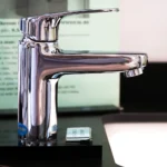 Vòi lavabo INAX LFV-2002S (LFV2002S) nóng lạnh - Ảnh 3