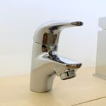 Vòi lavavo INAX LFV-3002S (LFV3002S) nóng lạnh - Ảnh 2