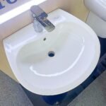 Chậu rửa mặt lavabo TOTO LT300C#W treo tường - Ảnh 2