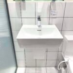 Chậu rửa mặt lavabo TOTO LHT328C#XW treo tường chân lửng - Ảnh 4