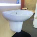 Chậu rửa mặt lavabo TOTO LHT236CS#W treo tường chân lửng - Ảnh 3