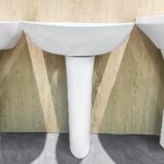 Chậu rửa mặt lavabo TOTO LPT239CR#W treo tường chân dài - Ảnh 4