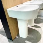 Chậu rửa mặt lavabo TOTO LPT766C#XW treo tường chân dài - Ảnh 4