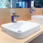 Chậu rửa mặt lavabo TOTO LT5615#XW đặt bàn (3 lỗ) - Ảnh 2